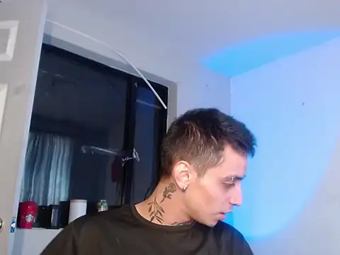 Snapshot of xalejo_max chatting on November 1, 2:55 pm xalejo max online show from November 1, 2:55 pm