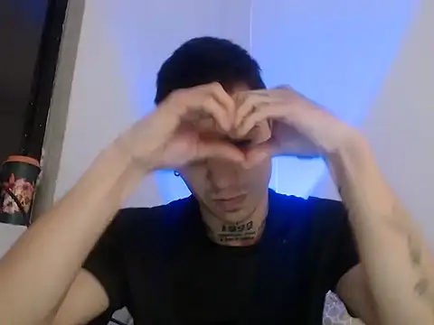 Snapshot of xalejo_max chatting on November 2, 2:22 pm xalejo max online show from November 2, 2:22 pm