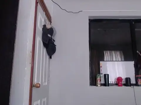 Snapshot of xalejo_max chatting on October 28, 3:11 pm xalejo max online show from October 28, 3:11 pm