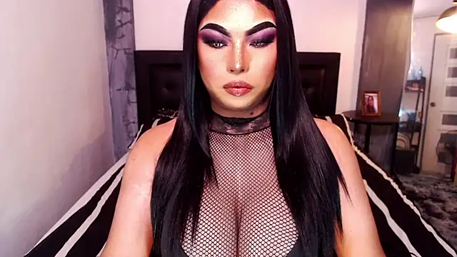 xTrixieMae online show from November 14, 2:54 pm