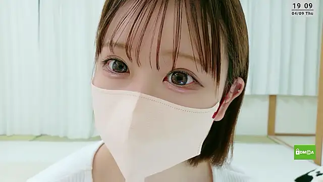 -nene-chan online show from April 9, 10:10 am