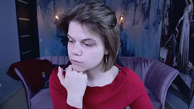 Snapshot of EllieMurler chatting on November 16, 9:03 am EllieMurler online show from November 16, 9:03 am