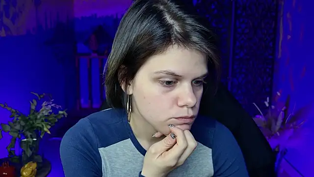 Snapshot of EllieMurler chatting on September 16, 9:10 am EllieMurler online show from September 16, 9:10 am