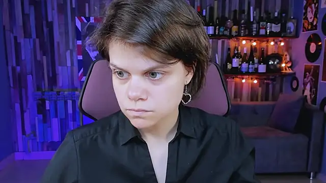 Snapshot of EllieMurler chatting on September 21, 9:14 am EllieMurler online show from September 21, 9:14 am