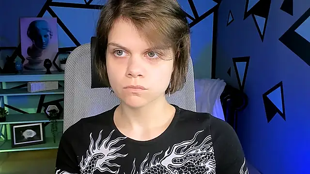 Snapshot of EllieMurler chatting on September 27, 9:04 am EllieMurler online show from September 27, 9:04 am