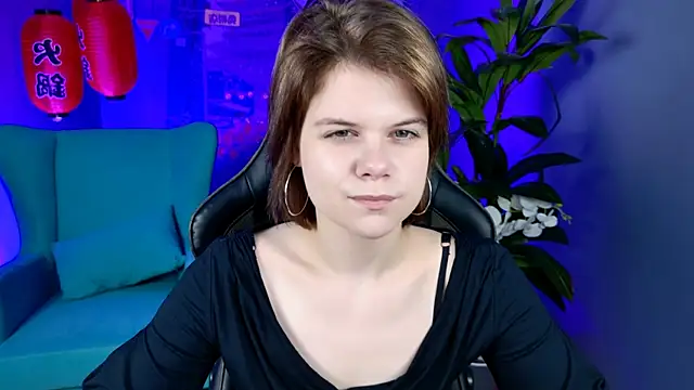 Snapshot of EllieMurler chatting on November 19, 9:09 am EllieMurler online show from November 19, 9:09 am