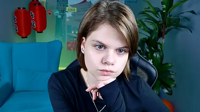 Snapshot of EllieMurler chatting on November 21, 9:08 am EllieMurler online show from November 21, 9:08 am