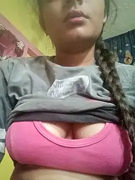 Snapshot of Hot_siiii chatting on October 17, 12:58 am Hot siiii online show from October 17, 12:58 am