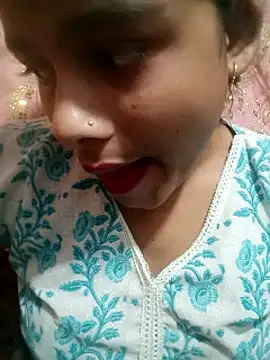 Snapshot of Hot_siiii chatting on October 15, 2:25 pm Hot siiii online show from October 15, 2:25 pm