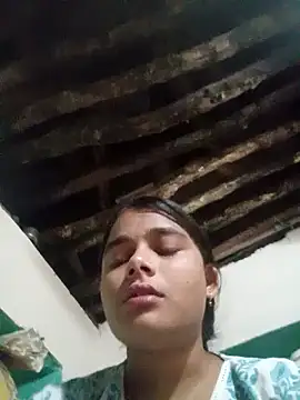 Snapshot of Hot_siiii chatting on October 10, 1:45 pm Hot siiii online show from October 10, 1:45 pm