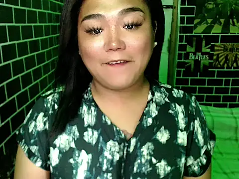 Snapshot of luluakovi_69 chatting on September 29, 8:47 pm luluakovi 69 online show from September 29, 8:47 pm