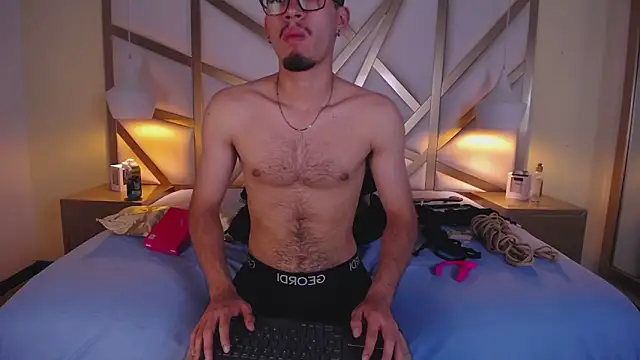 Jaxon Carter online show from January 7, 1:21 am