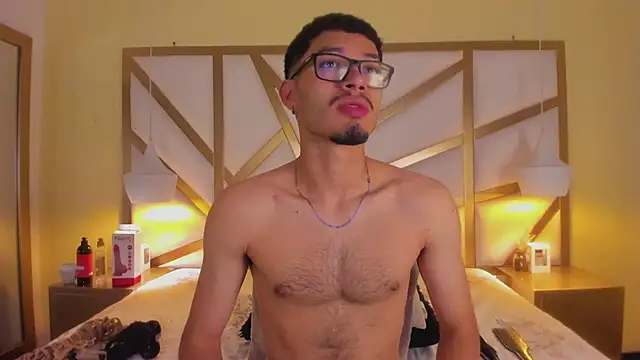 Jaxon Carter online show from April 14, 1:54 am