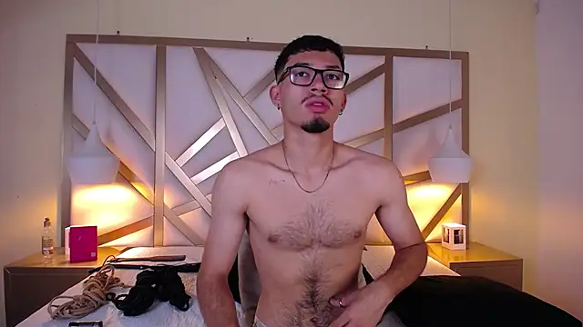 Jaxon Carter online show from December 18, 1:00 am