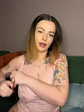 PiperPassionX online show from December 3, 9:36 pm