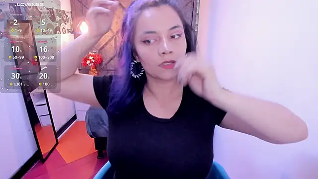 Kiara Cruz   online show from November 24, 8:20 pm