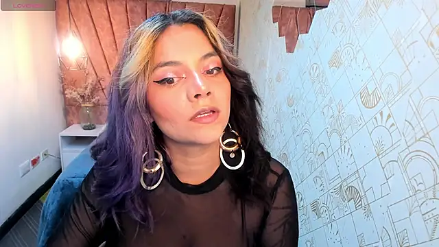 Kiara Cruz   online show from March 12, 9:08 pm