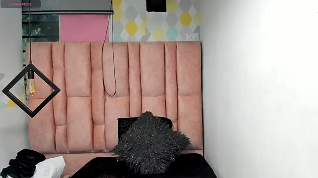 Kiara Cruz   online show from October 11, 8:21 pm