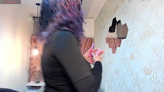 Kiara Cruz   online show from March 9, 7:50 pm