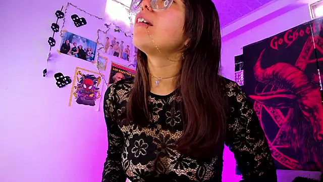 Snapshot of UchikyDoll chatting on February 17, 3:09 pm UchikyDoll online show from February 17, 3:09 pm