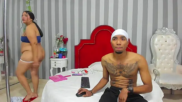 CaroyAndy online show from February 4, 12:55 pm