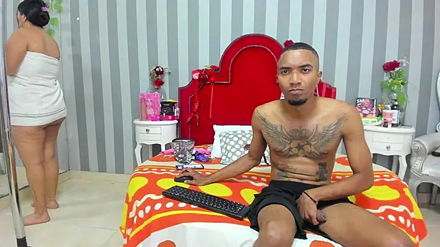 CaroyAndy online show from May 19, 12:34 pm