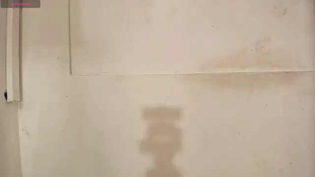 Tiifany Baker online show from January 9, 7:43 pm