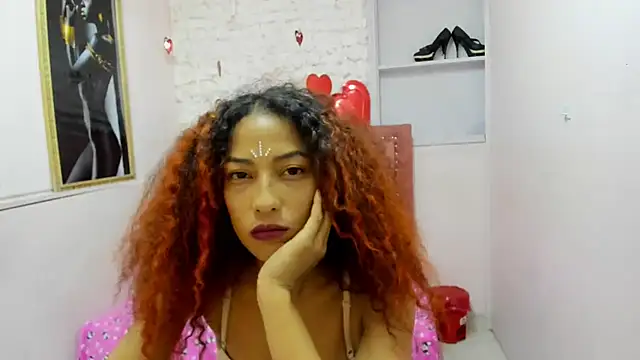 candela ruiz online show from September 19, 6:45 pm