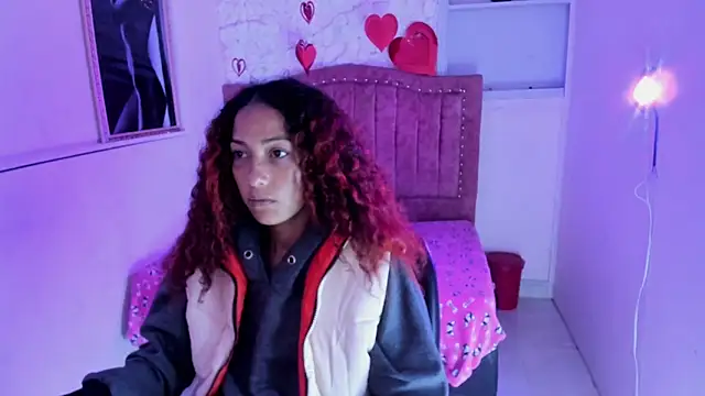 candela ruiz online show from September 17, 6:10 pm