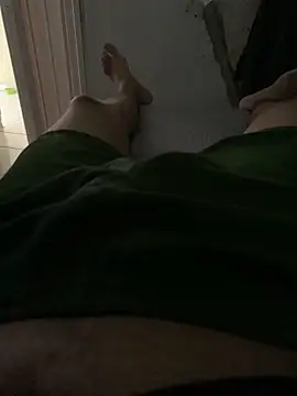 renannoviinho17z online show from April 22, 3:19 pm