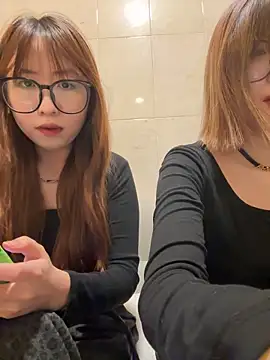 Snapshot of sun_x chatting on February 9, 9:51 am sun x online show from February 9, 9:51 am