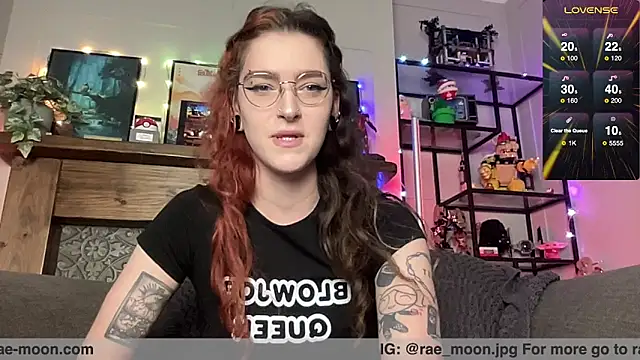 Snapshot of rae_moonn chatting on July 16, 12:57 pm rae moonn online show from July 16, 12:57 pm