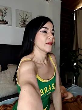 Snapshot of brandi_bae1 chatting on July 1, 2:39 pm brandi bae1 online show from July 1, 2:39 pm