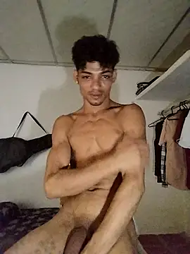 Brayanellatino online show from April 6, 3:02 am