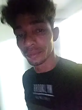 Brayanellatino online show from March 27, 1:03 am