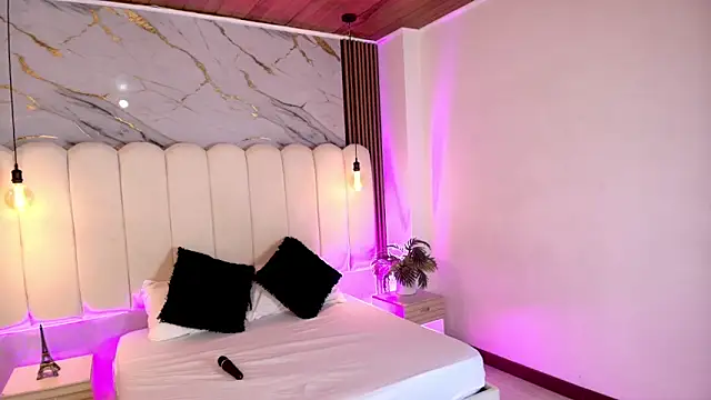 Snapshot of candyclair1 chatting on November 27, 7:14 pm candyclair1 online show from November 27, 7:14 pm