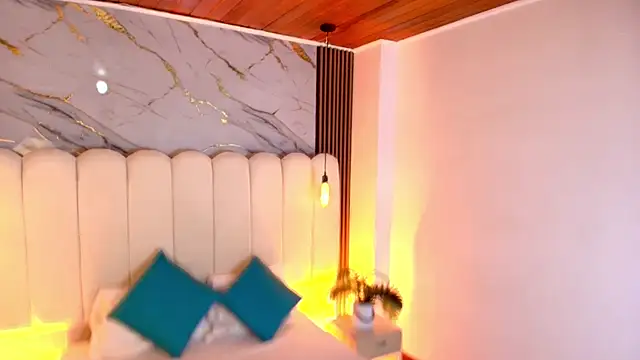 candyclair1 online show from January 5, 8:12 pm