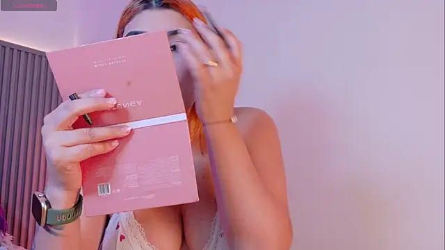 Celeste Presstigge online show from December 1, 7:04 pm