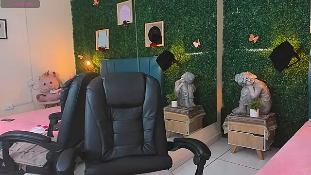 Linagh  online show from November 1, 12:10 pm