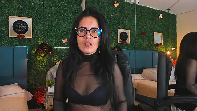 Linagh  online show from December 22, 12:27 pm