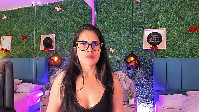 Linagh  online show from January 15, 11:46 am