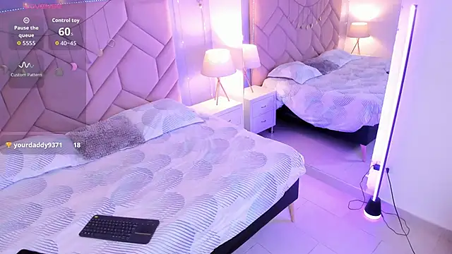 Bella  Lane online show from February 17, 3:48 am