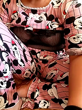 Mroma89six online show from October 30, 11:41 am