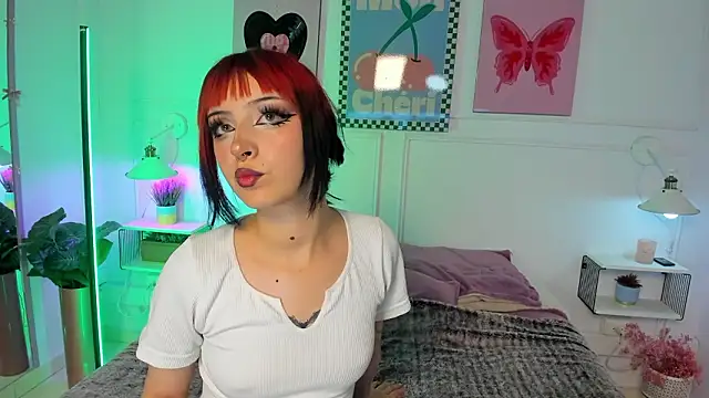 Zoe Lynch  online show from March 6, 11:27 am