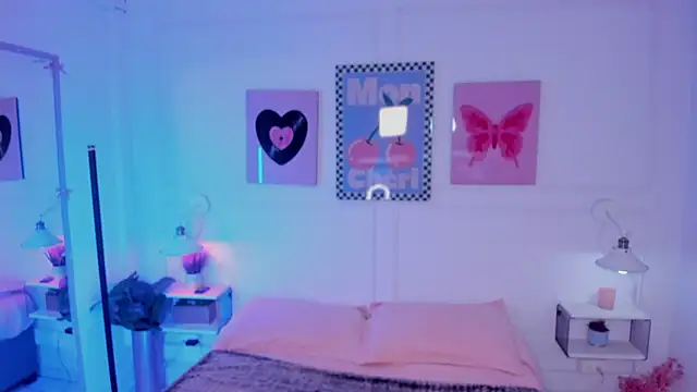 Zoe Lynch  online show from February 23, 11:44 am