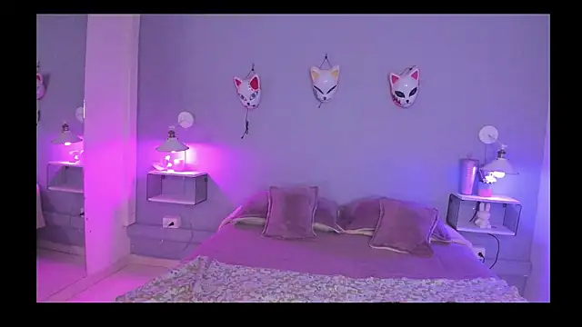 Zoe Lynch  online show from October 16, 11:51 am