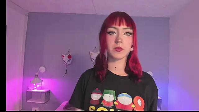 Zoe Lynch  online show from October 17, 11:45 am