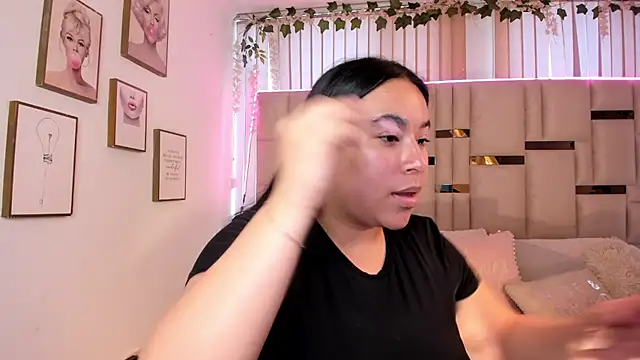 Zoey thompson online show from March 10, 9:19 pm