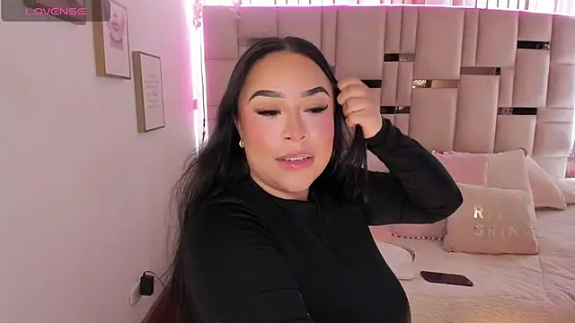 Snapshot of Zoey_thompson chatting on November 16, 2:55 pm Zoey thompson online show from November 16, 2:55 pm