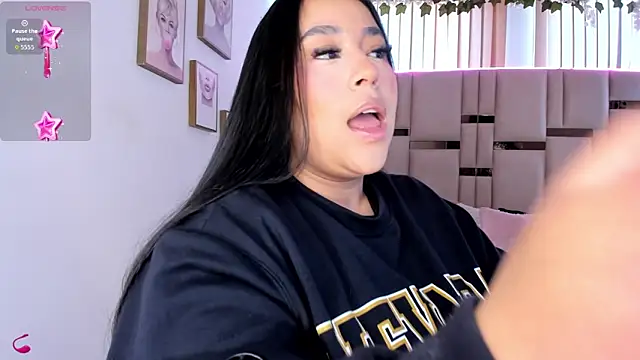 Snapshot of Zoey_thompson chatting on November 23, 2:16 pm Zoey thompson online show from November 23, 2:16 pm